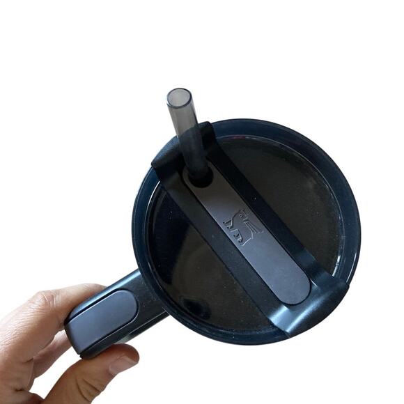 Stanley Quencher H2.0 Flowstate Tumbler 40oz - Black - Picture 5 of 6